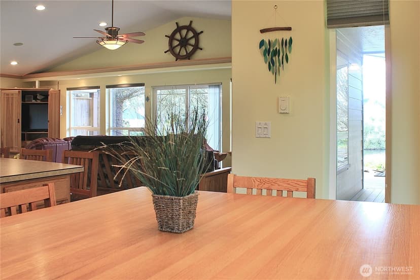 Property photo for 137 N Razor Clam Drive SW, Ocean Shores photo 9