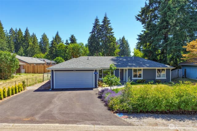 Property photo for 715 NE Redbud Lane, Bremerton photo 5