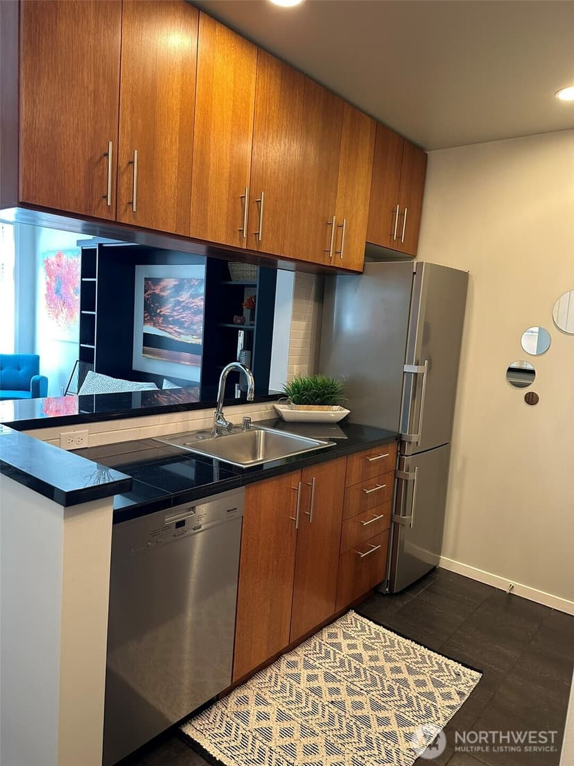 Property photo for 2721 1st Avenue #103, Seattle photo 8
