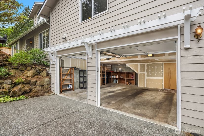 Property photo for 8934 218th Street SW, Edmonds photo 34