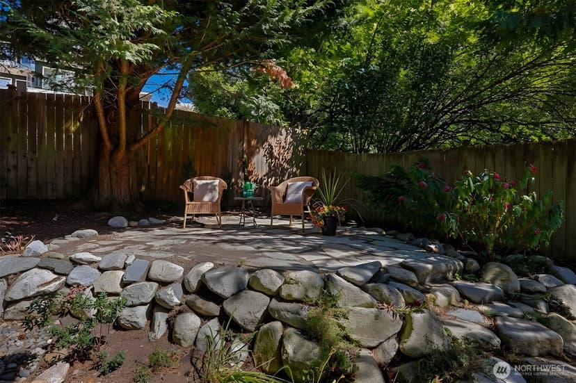 Property photo for 11540 Palatine Avenue N, Seattle photo 33