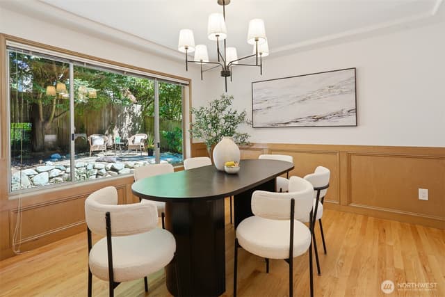 Property photo for 11540 Palatine Avenue N, Seattle photo 5