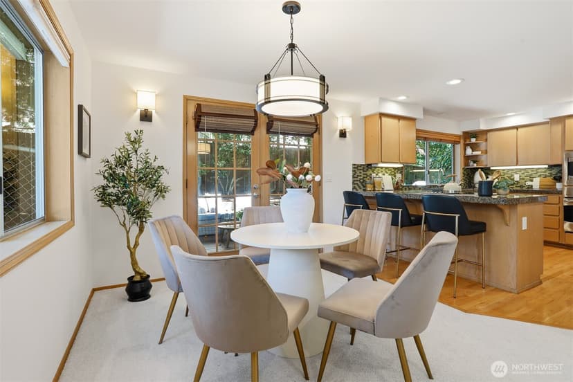 Property photo for 11540 Palatine Avenue N, Seattle photo 8