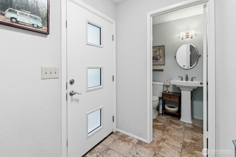 Property photo for 8442 26th Avenue SW #A, Seattle photo 3