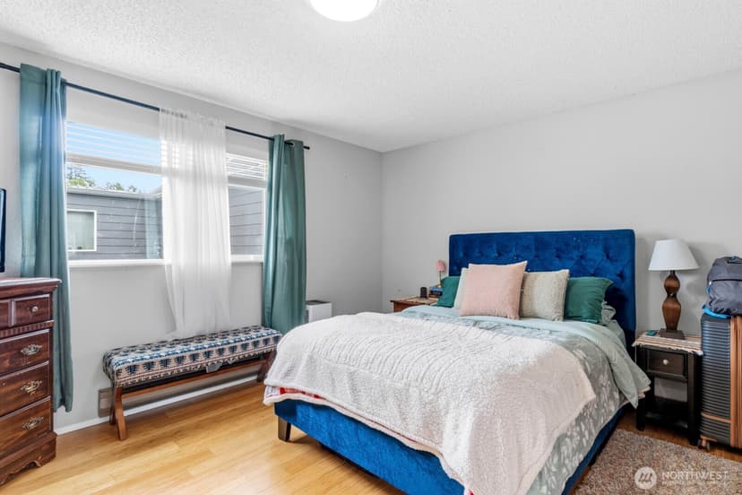 Property photo for 8442 26th Avenue SW #A, Seattle photo 16