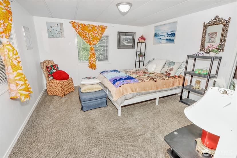 Property photo for 1298 NE Steele Creek Drive, Bremerton photo 10