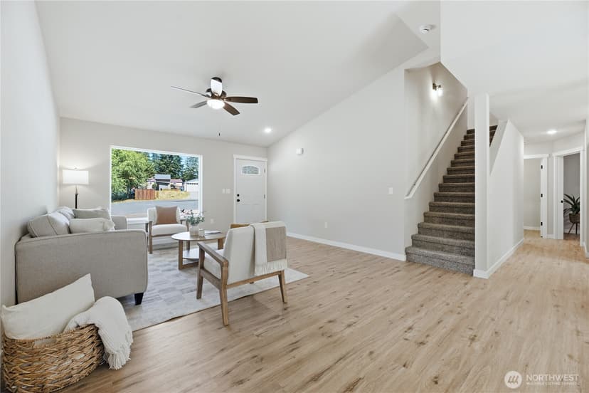 Property photo for 21602 143rd Street E, Bonney Lake photo 8