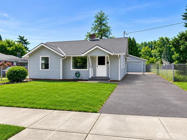 Property photo for 3301 SE 5th Street, Renton