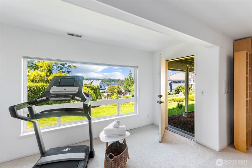 Property photo for 6074 Osprey Circle, Bremerton photo 31
