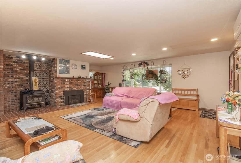 Property photo for 19613 Filbert Drive, Bothell photo 8
