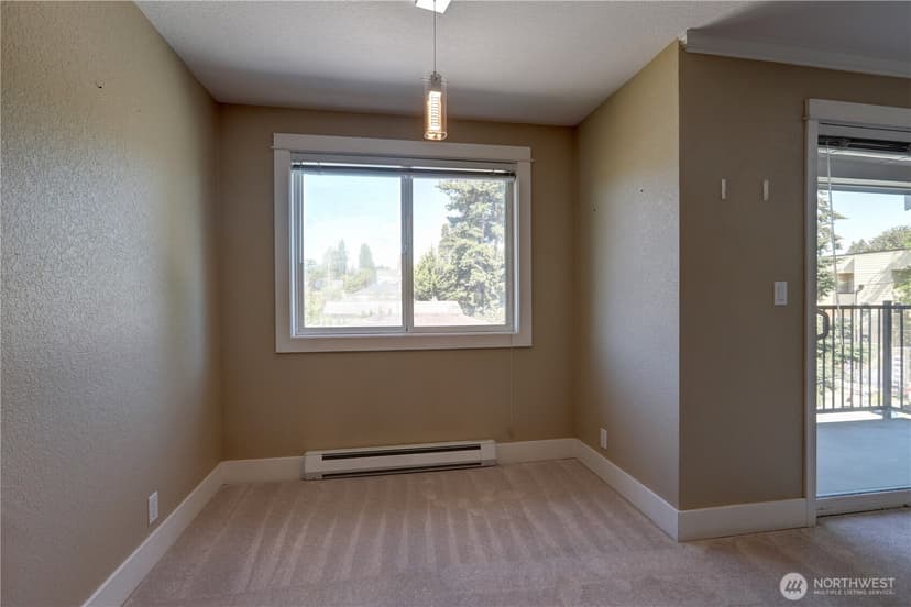 Property photo for 939 N 101st Street #302, Seattle photo 4