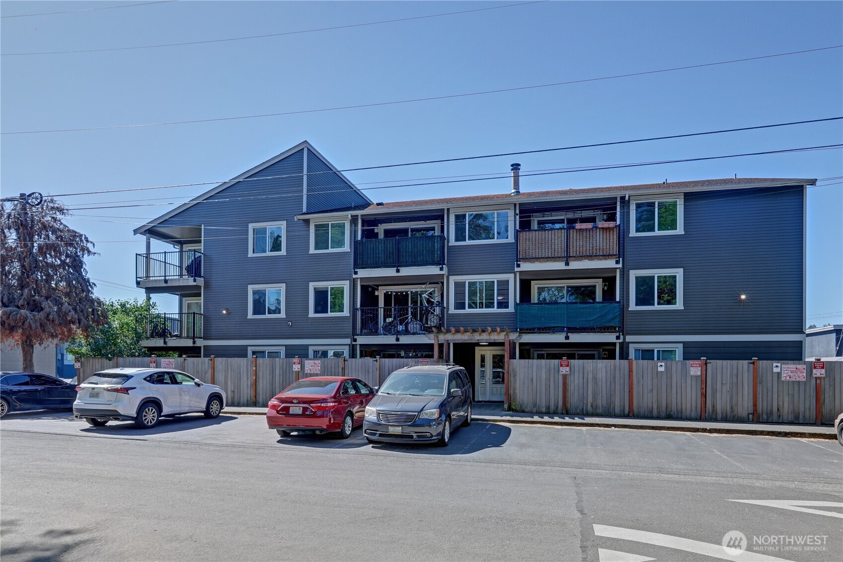 Property photo for 939 N 101st Street #302, Seattle photo 14