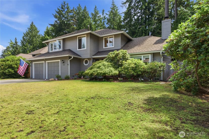 Property photo for 15931 26th Avenue SE, Mill Creek photo 2