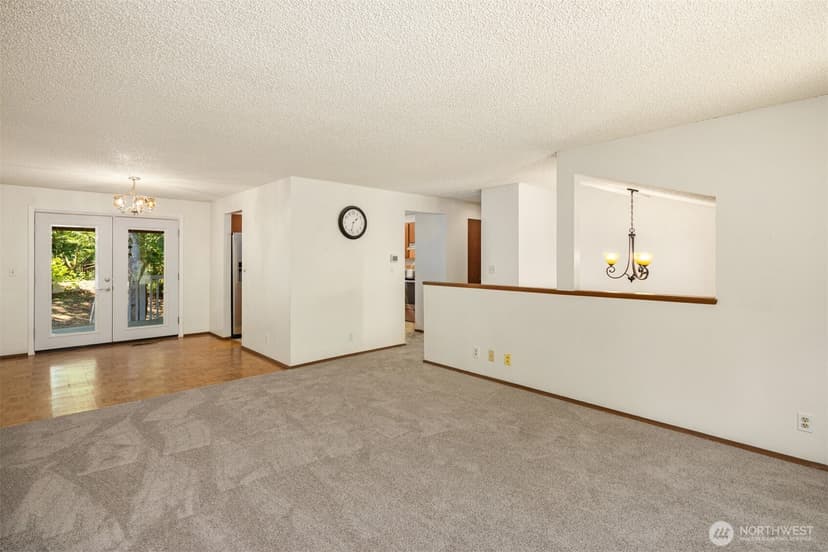Property photo for 2023 228th Place NE, Sammamish photo 9