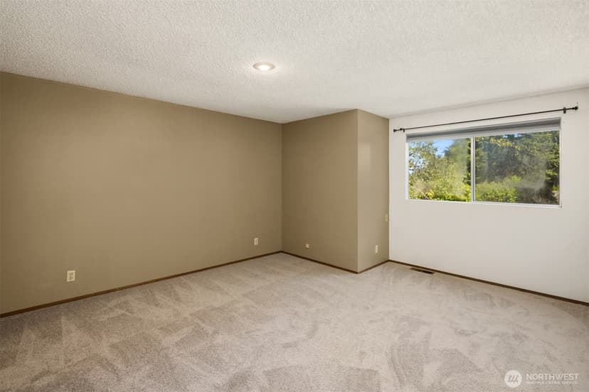 Property photo for 2023 228th Place NE, Sammamish photo 17