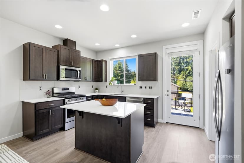 Property photo for 19414 35th Drive SE #D, Bothell photo 15