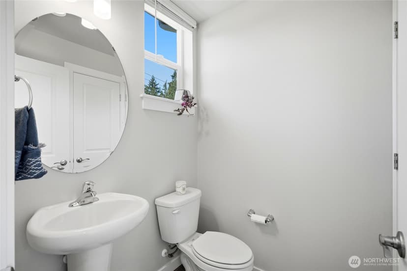 Property photo for 19414 35th Drive SE #D, Bothell photo 18