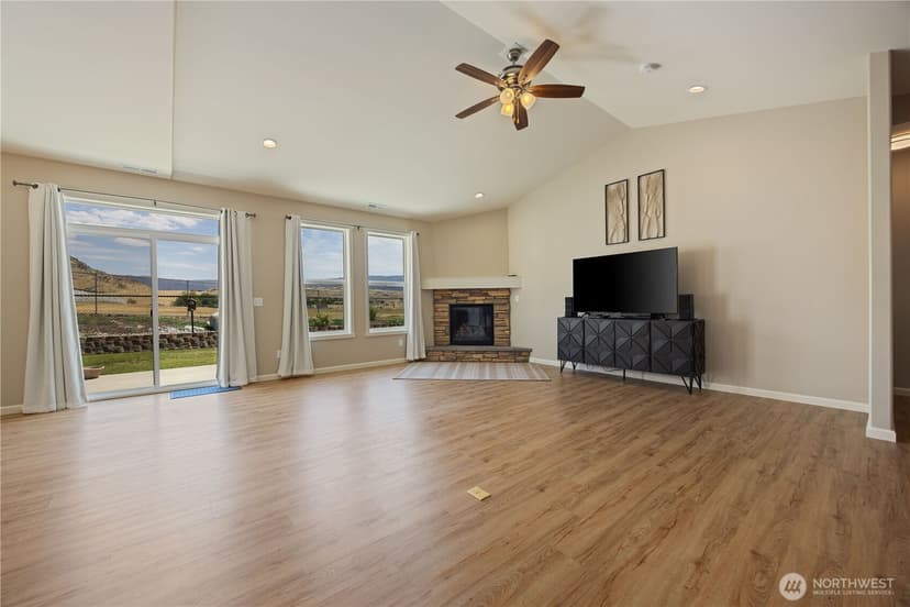 Property photo for 472 Sunny Brooke Lane, Chelan photo 7