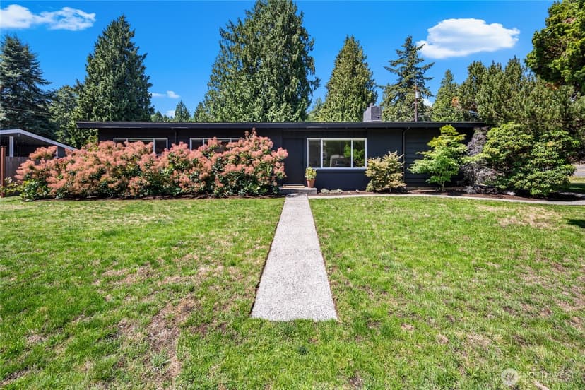 Property photo for 18751 60th Avenue NE, Kenmore photo 38