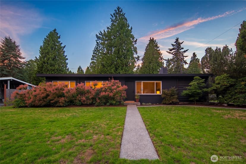 Property photo for 18751 60th Avenue NE, Kenmore