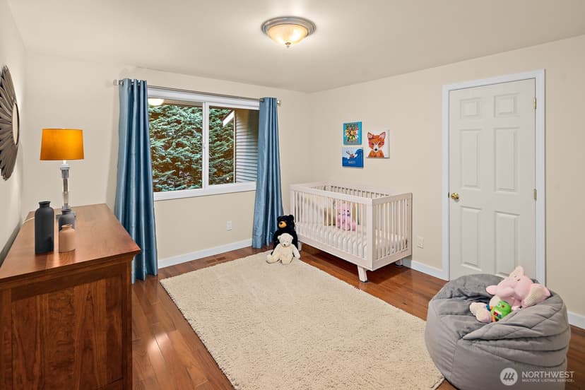 Property photo for 16537 SE 45th Place, Bellevue photo 26