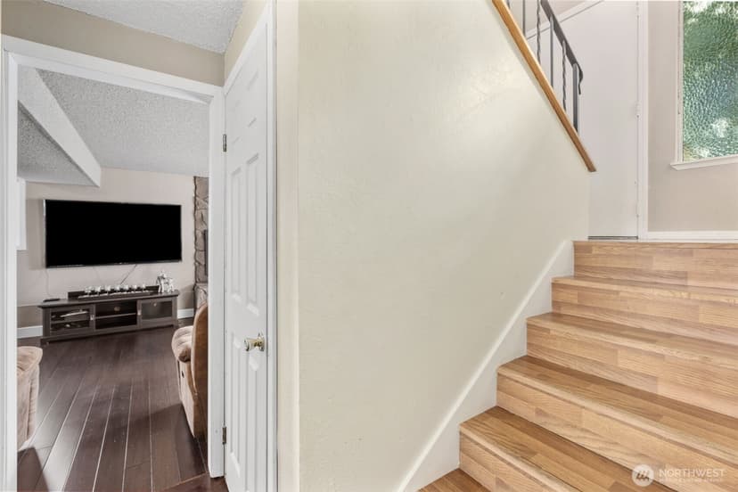 Property photo for 3335 Centennial Way NE, Tacoma photo 25