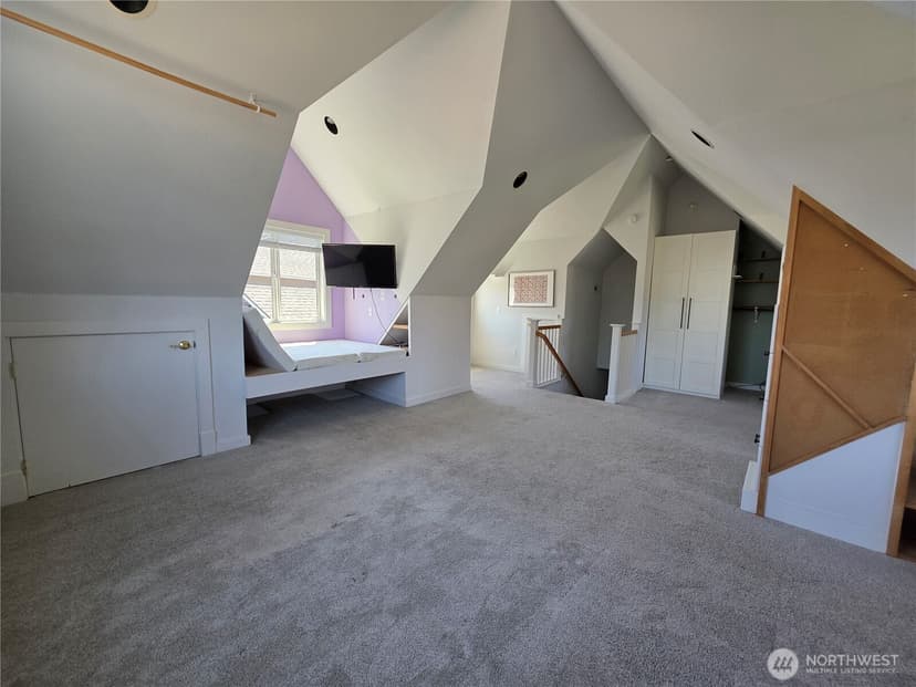 Property photo for 5015 81st Street SW, Lakewood photo 12