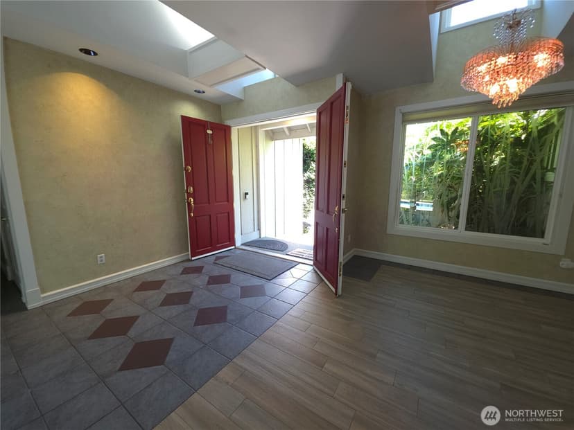 Property photo for 5015 81st Street SW, Lakewood photo 2