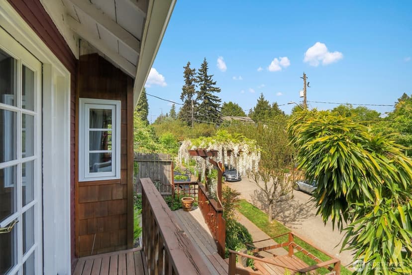 Property photo for 4229 46th Avenue S, Seattle photo 18