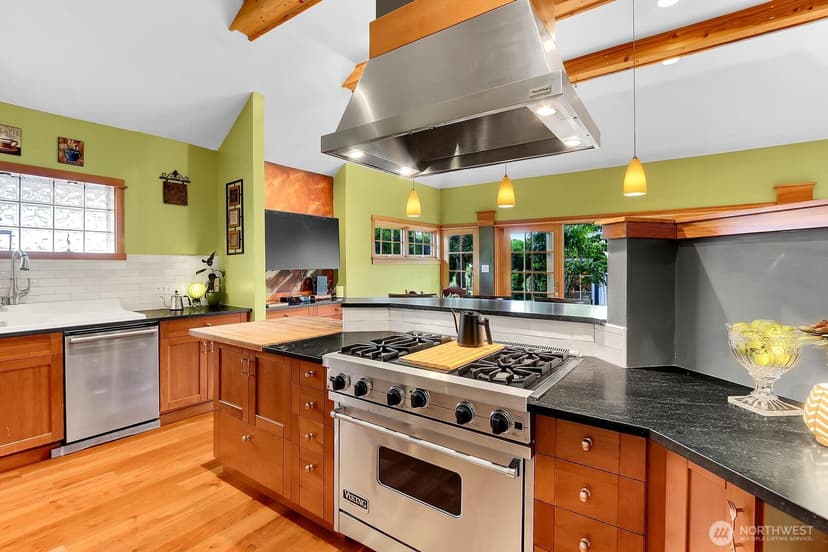 Property photo for 4229 46th Avenue S, Seattle photo 13