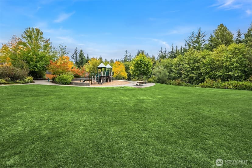 Property photo for 9121 Jacobia Avenue SE, Snoqualmie photo 32
