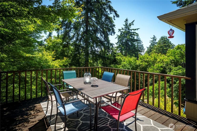 Property photo for 6626 57th Avenue NE, Seattle photo 26