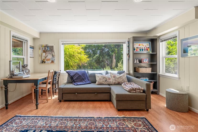 Property photo for 6626 57th Avenue NE, Seattle photo 21