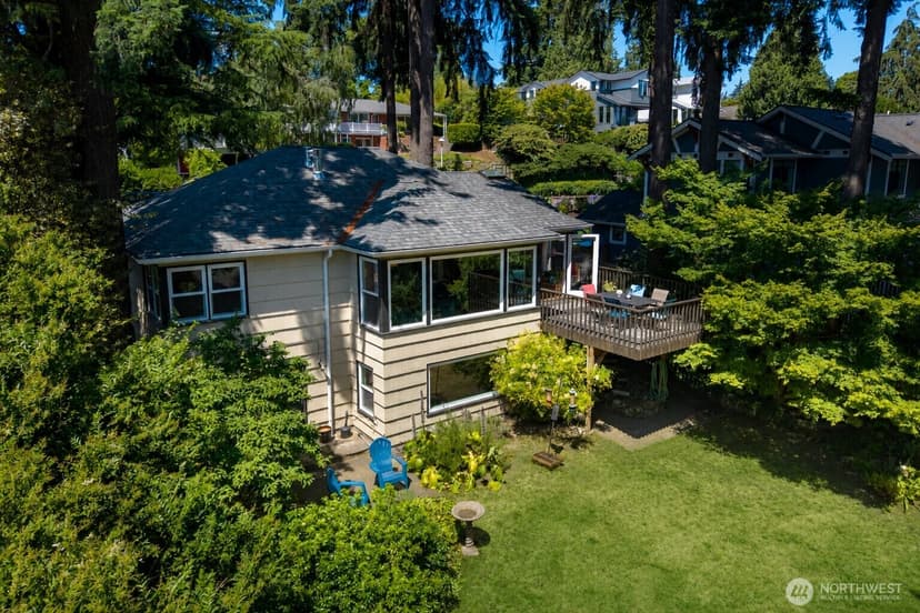 Property photo for 6626 57th Avenue NE, Seattle photo 29