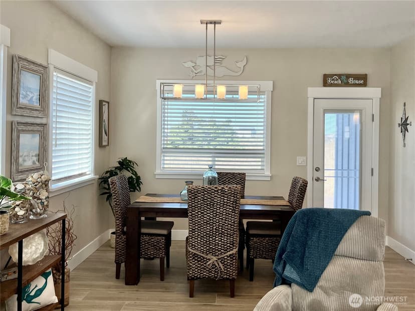 Property photo for 1439 Diamond Head Avenue SW, Ocean Shores photo 11