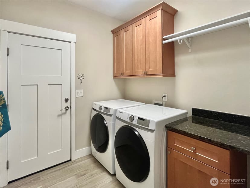 Property photo for 1439 Diamond Head Avenue SW, Ocean Shores photo 23