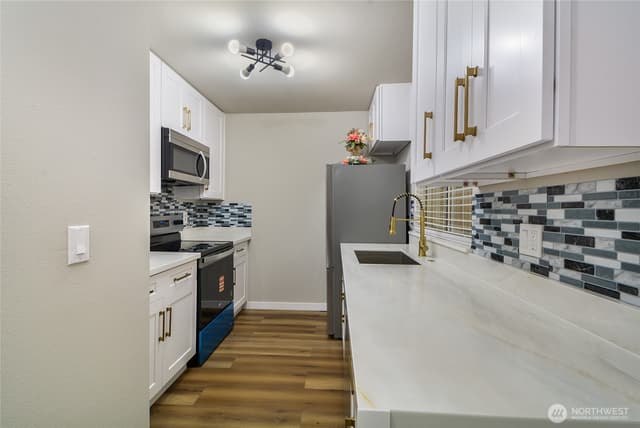 Property photo for 4805 180th Street SW #F102, Lynnwood photo 4