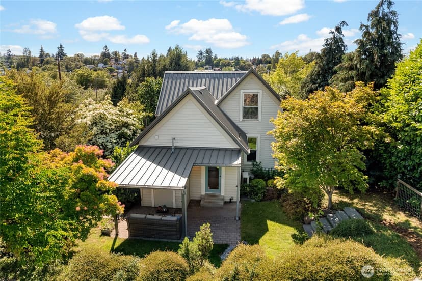 Property photo for 4048 37th Avenue S, Seattle photo 38