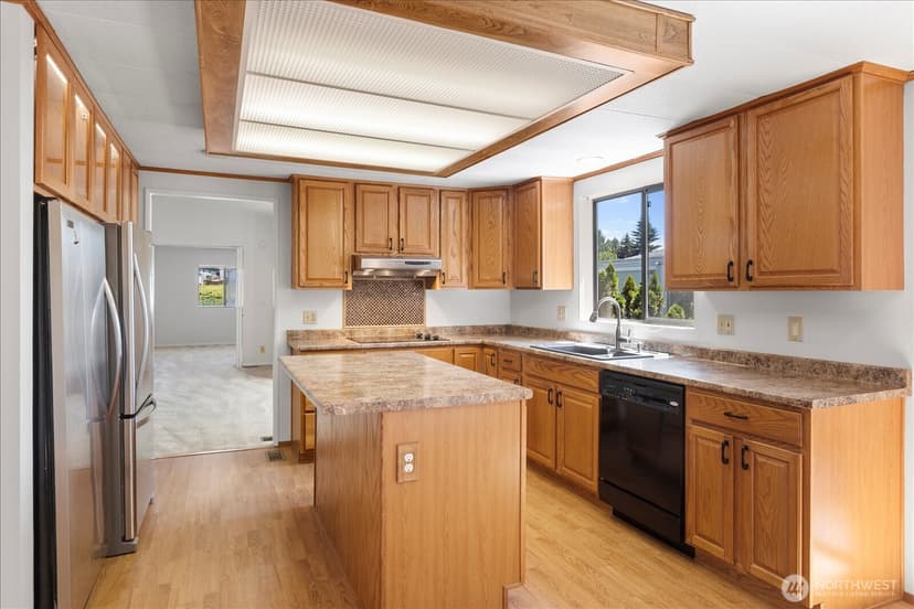 Property photo for 1427 100th Street SW #68, Everett photo 8