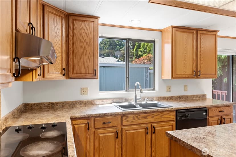 Property photo for 1427 100th Street SW #68, Everett photo 10