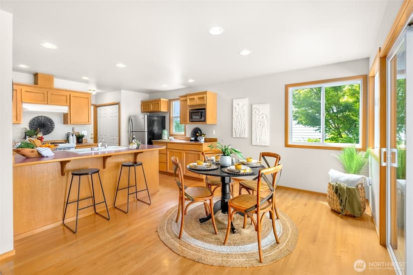 Property photo for 14811 1st Avenue NE, Duvall photo 6