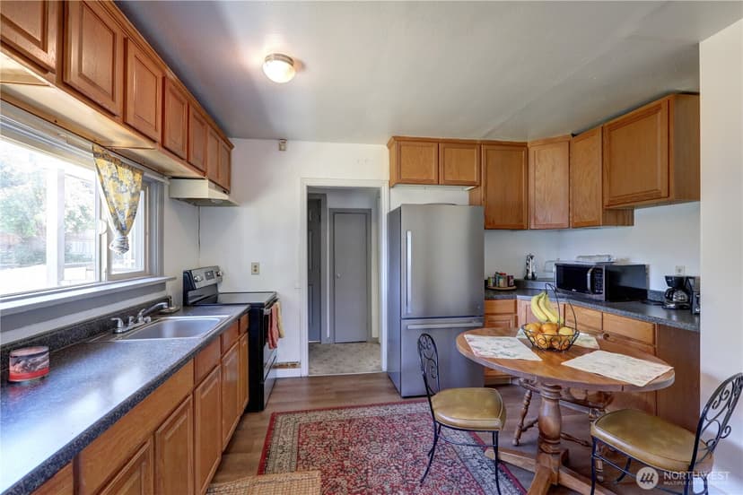 Property photo for 4120 Renton Avenue S, Seattle photo 10