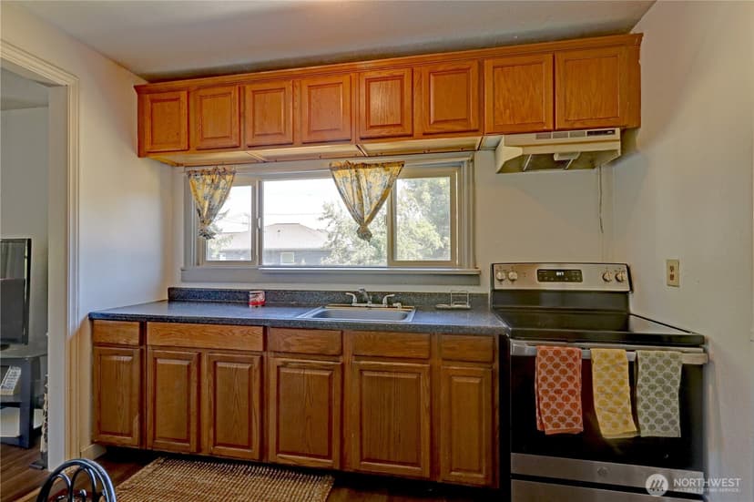 Property photo for 4120 Renton Avenue S, Seattle photo 9