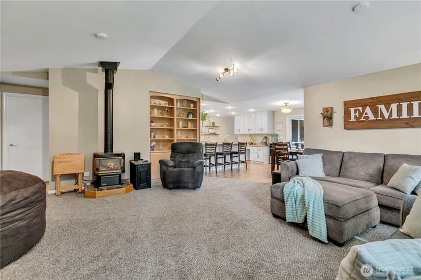 Property photo for 3211 89th Avenue E, Edgewood photo 20