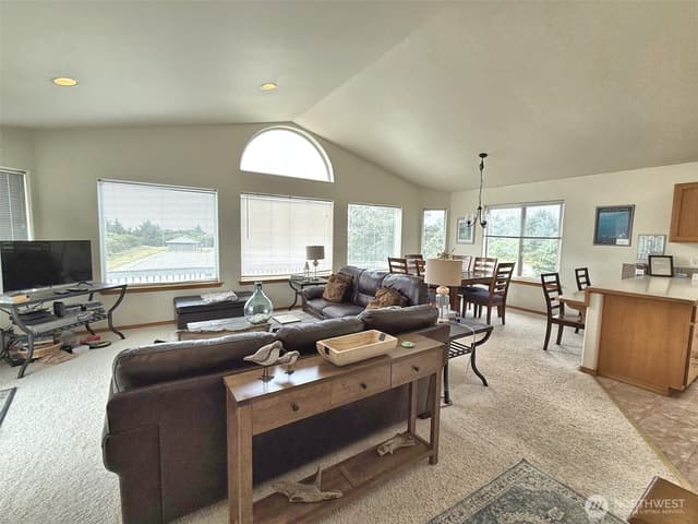 Property photo for 16 Ocean Boulevard, Ocean City photo 4