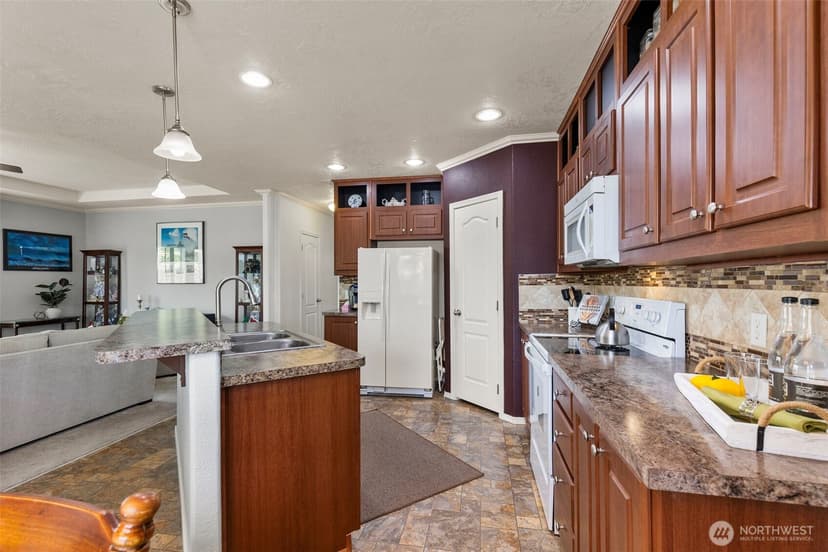 Property photo for 6586 NE Aquarius Lane, Bremerton photo 9