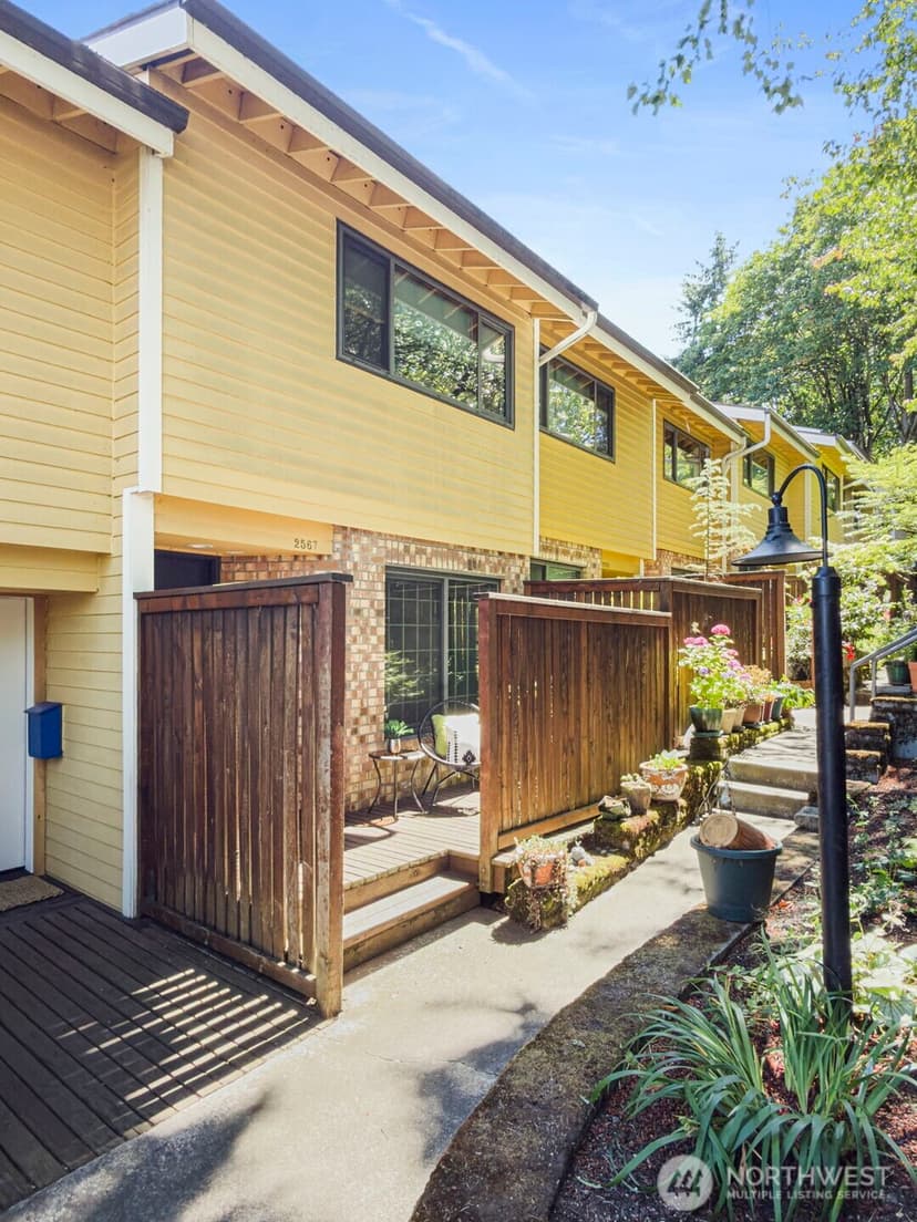 Property photo for 2591 E Madison Street #2567, Seattle photo 7