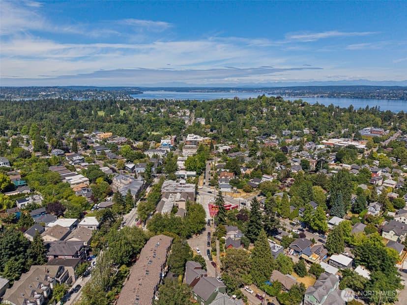 Property photo for 2591 E Madison Street #2567, Seattle photo 28
