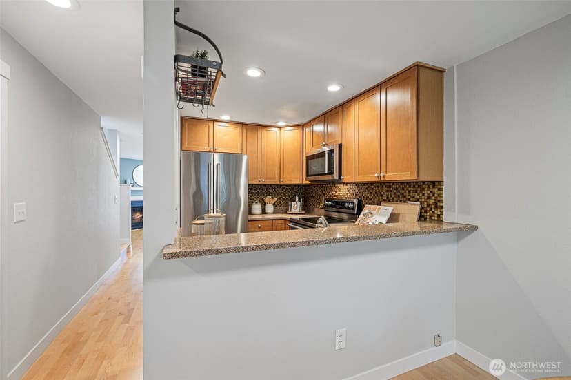 Property photo for 2591 E Madison Street #2567, Seattle photo 15