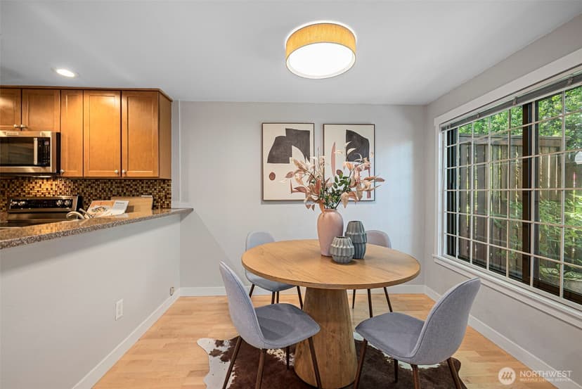 Property photo for 2591 E Madison Street #2567, Seattle photo 12